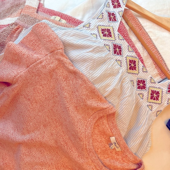 Madewell Lot of Tops (3) - Picture 10 of 10
